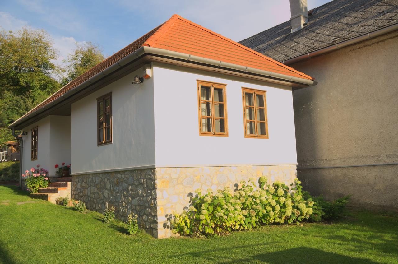Fruktarium Vendeghaz Hotel Trizs Luaran gambar